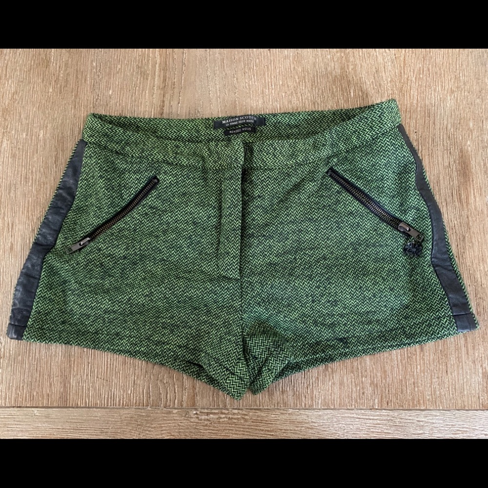 Maison Scotch Knitted Green Shorts